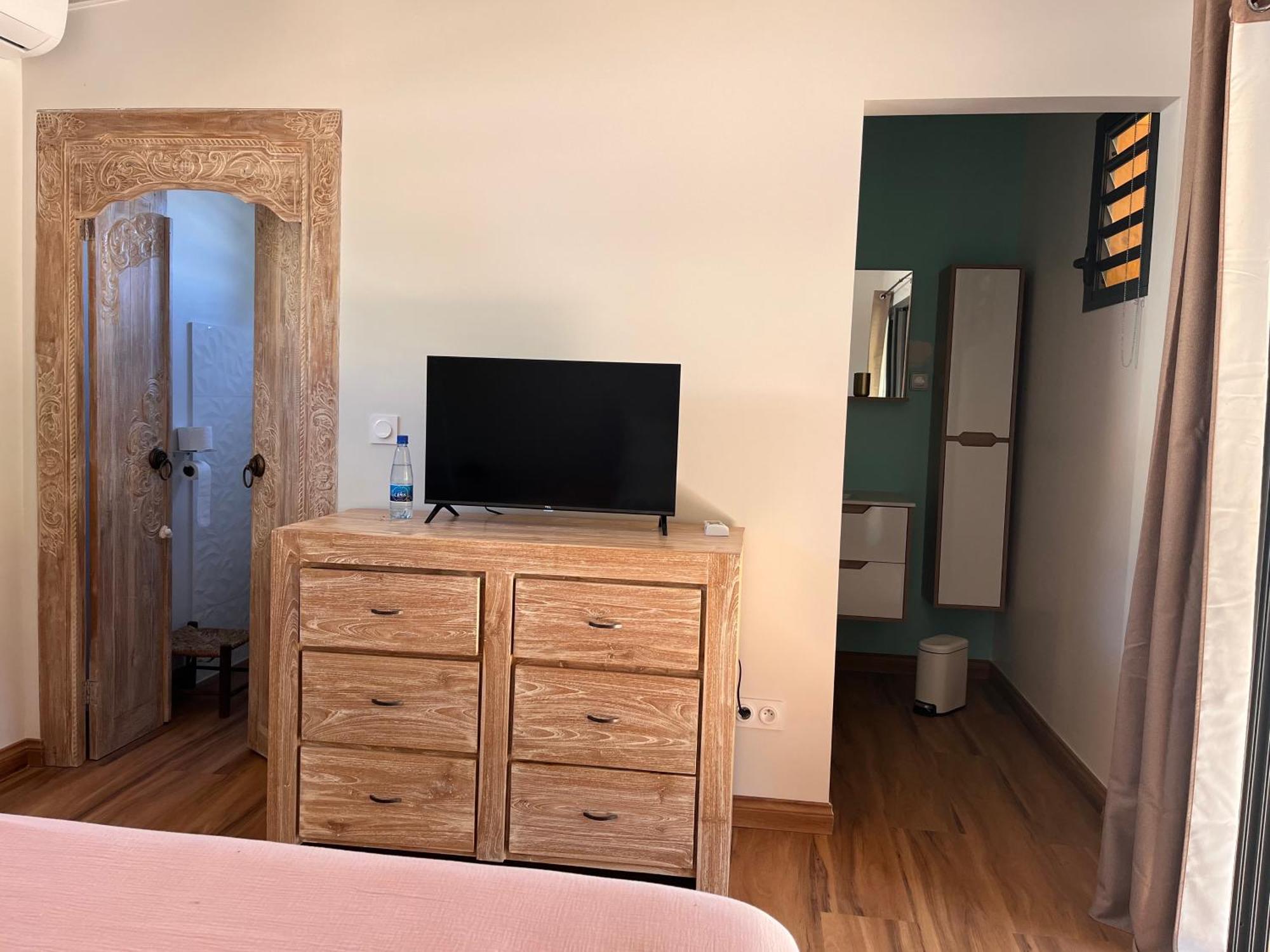 Bungalow Leu Gadiamb Saint-Leu Ngoại thất bức ảnh